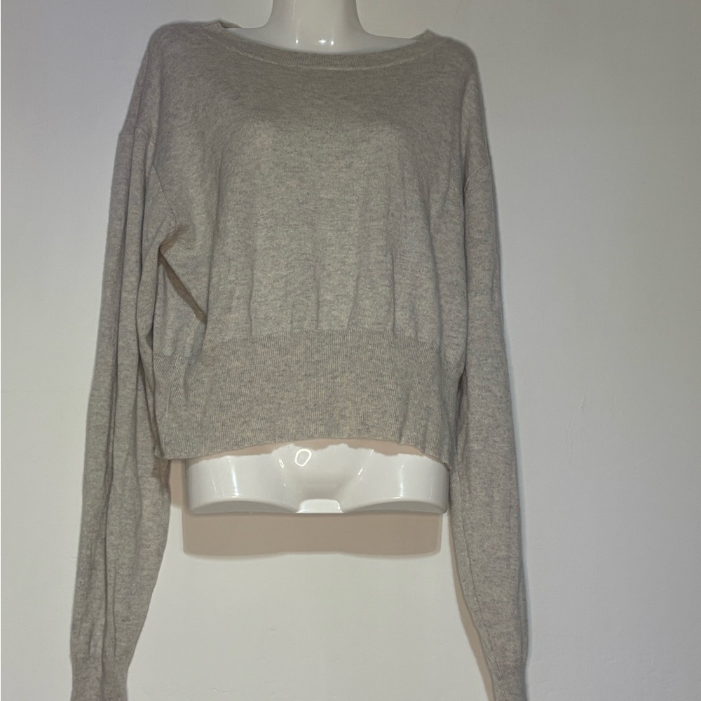 Autumn Cashmere Gray Crew Neck Sweater with Relaxed Fit
